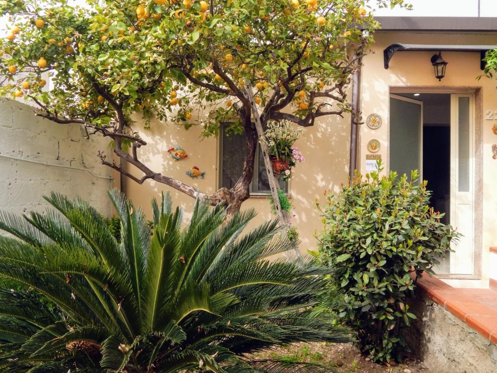 Appartamento Nel Giardino Di Nunziatina Syracuse Esterno foto