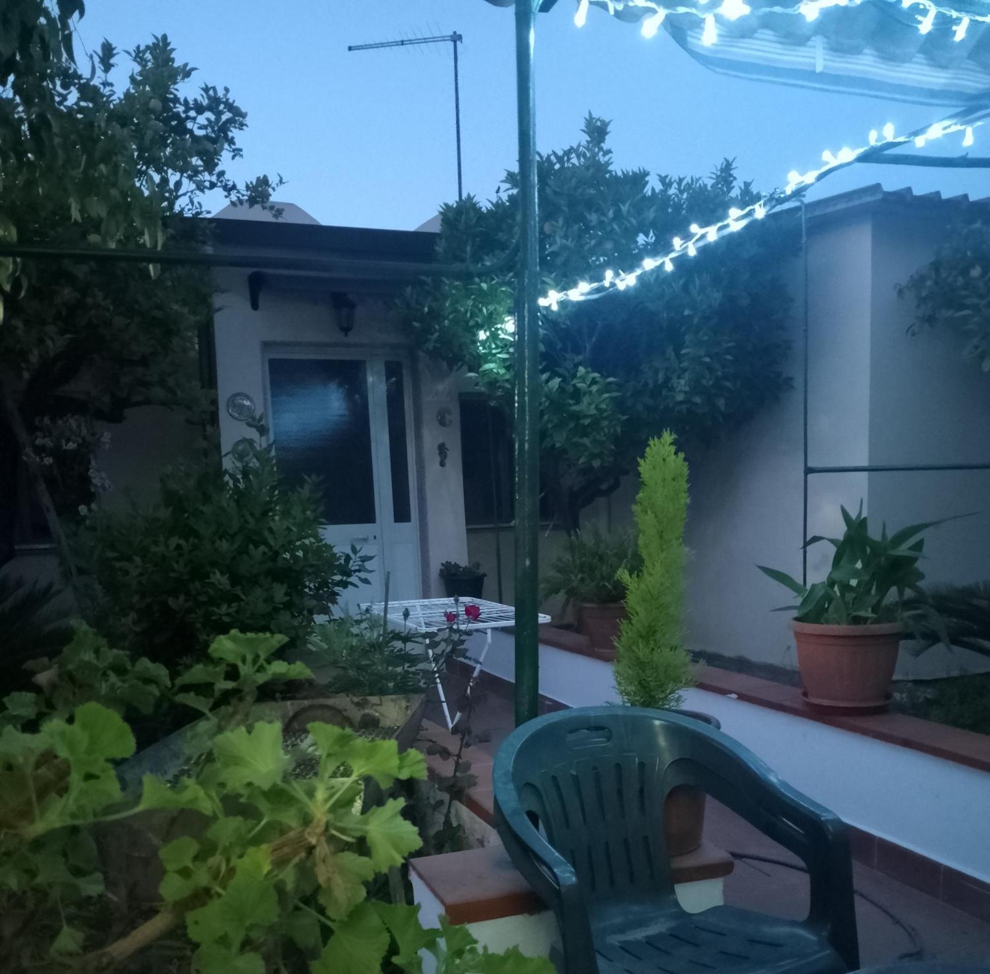 Appartamento Nel Giardino Di Nunziatina Syracuse Esterno foto